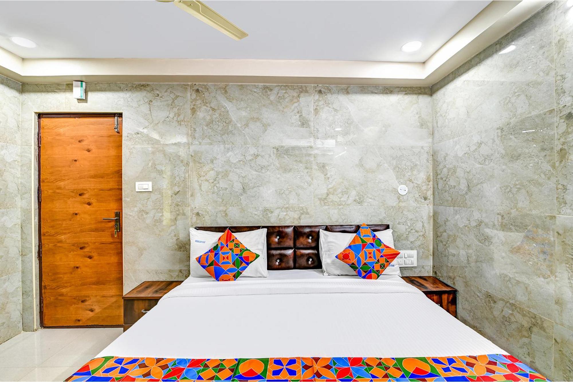 Fabhotel Srinivasa Guest House Tirupati Exterior photo